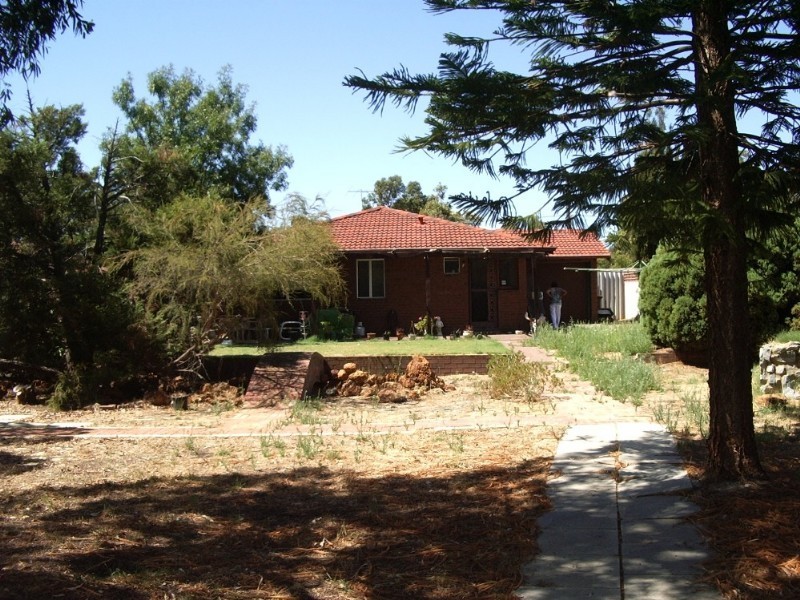 143 Railway Parade, Upper Swan WA 6069