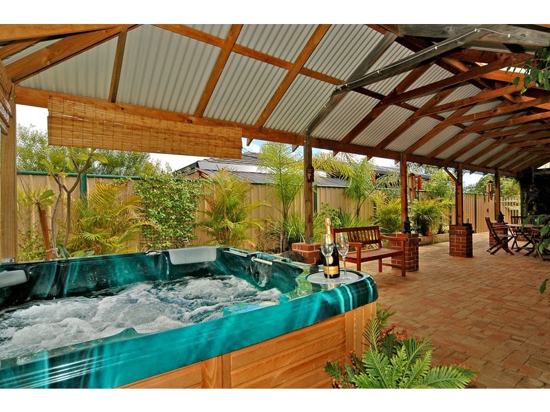 18 Jane Brook Drive, Jane Brook WA 6056