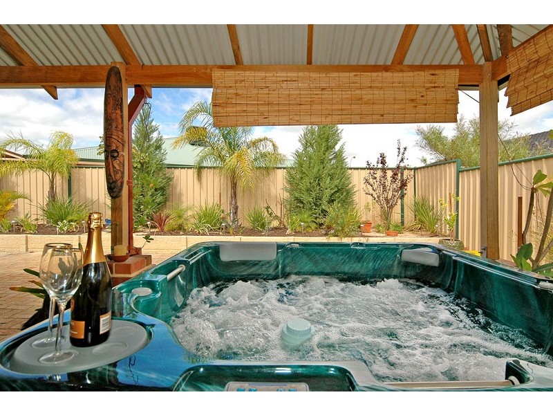 18 Jane Brook Drive, Jane Brook WA 6056