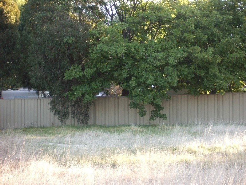 10 Holywell Street, Middle Swan WA 6056