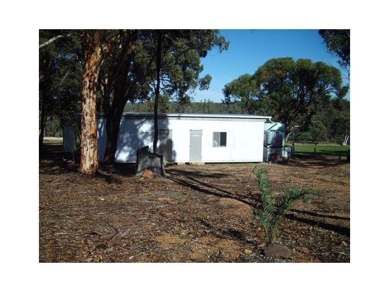 24 Teatree Road, Bindoon WA 6502