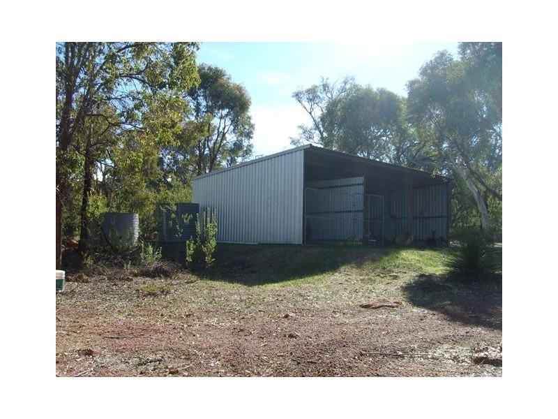 24 Teatree Road, Bindoon WA 6502