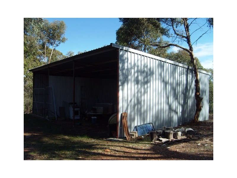 24 Teatree Road, Bindoon WA 6502