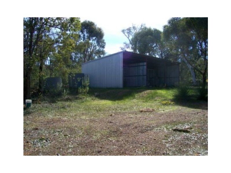 24 Teatree Road, Bindoon WA 6502