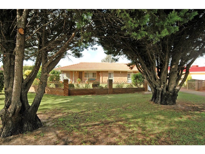 16 Baileys Retreat, Morley WA 6062