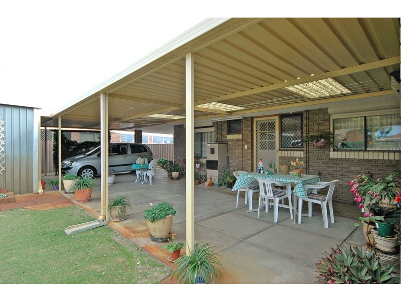 16 Baileys Retreat, Morley WA 6062