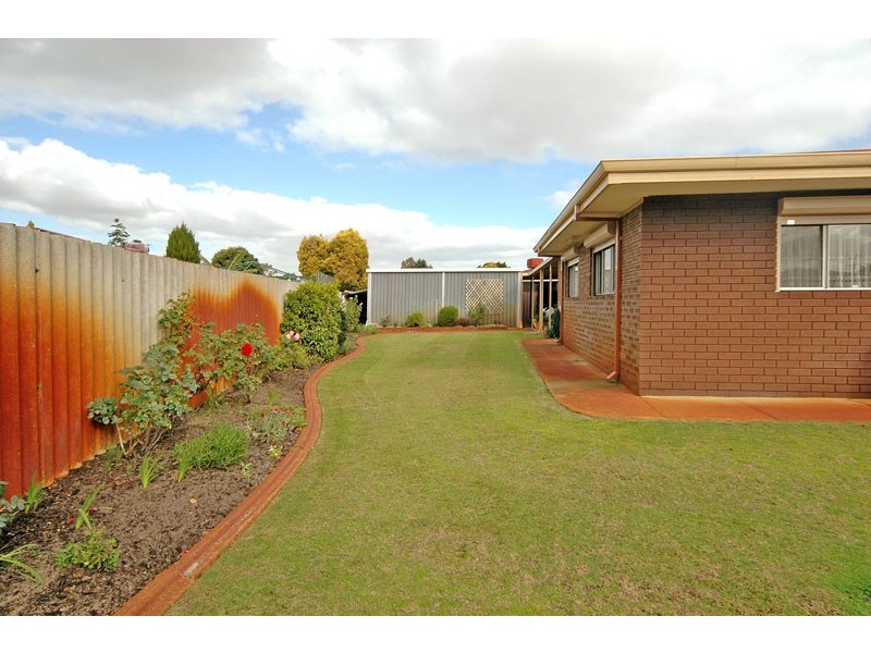 16 Baileys Retreat, Morley WA 6062