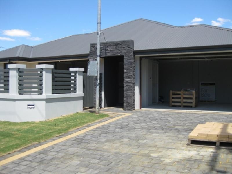 1/111 Ferguson Street, Midland WA 6056