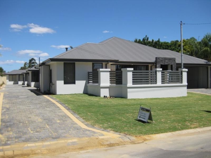 4/111 Ferguson Street, Midland WA 6056