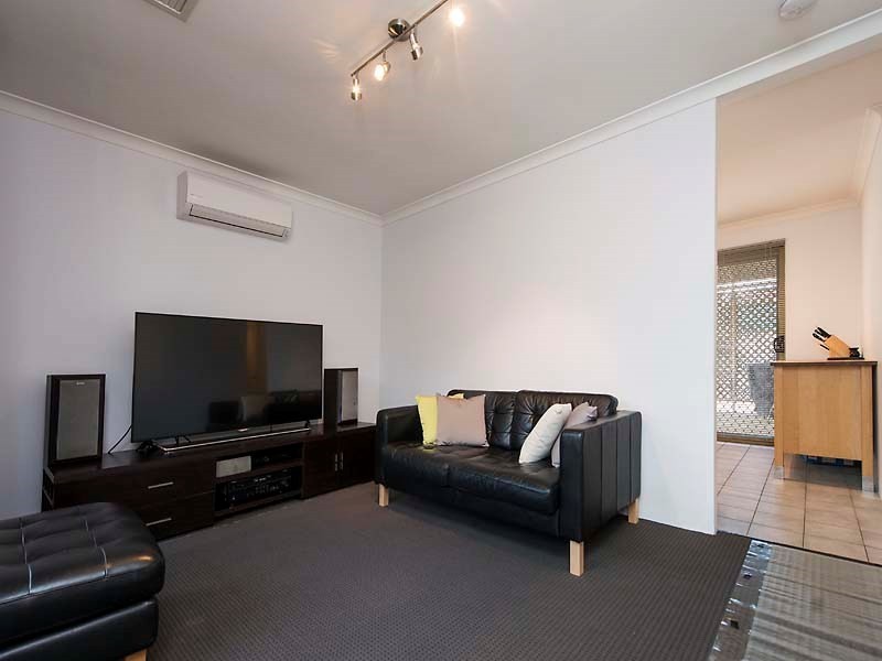 1 Summit Grove, Swan View WA 6056