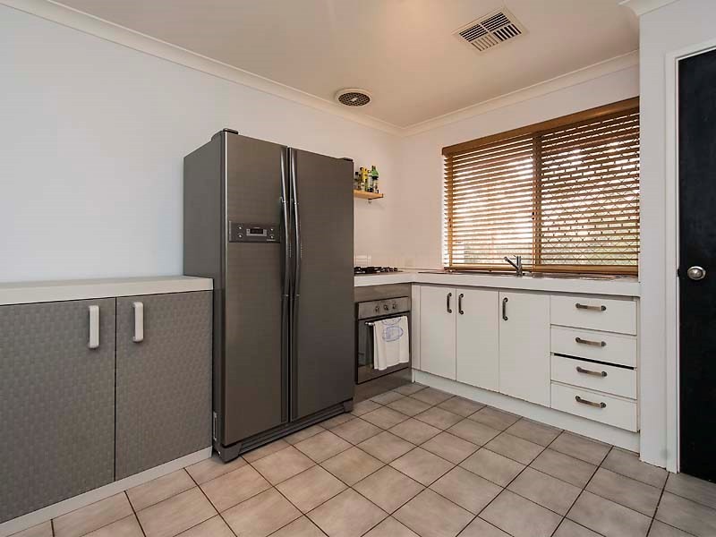 1 Summit Grove, Swan View WA 6056