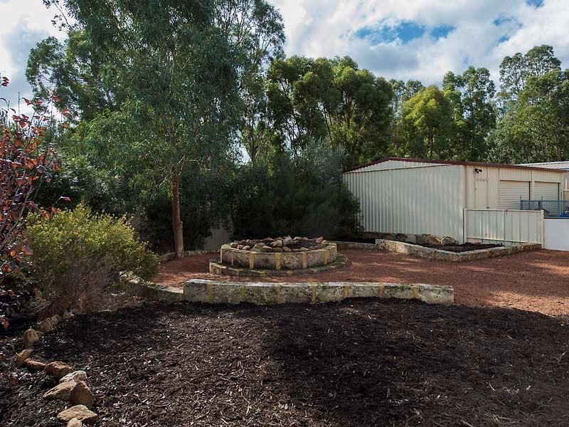 1 Summit Grove, Swan View WA 6056