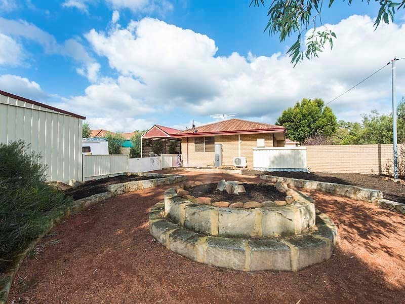1 Summit Grove, Swan View WA 6056