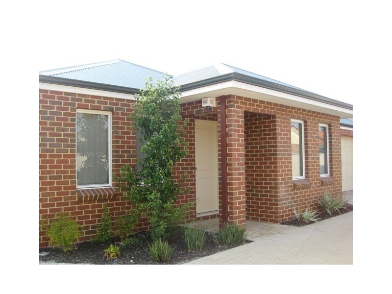 9C Charles East Street, Midland WA 6056