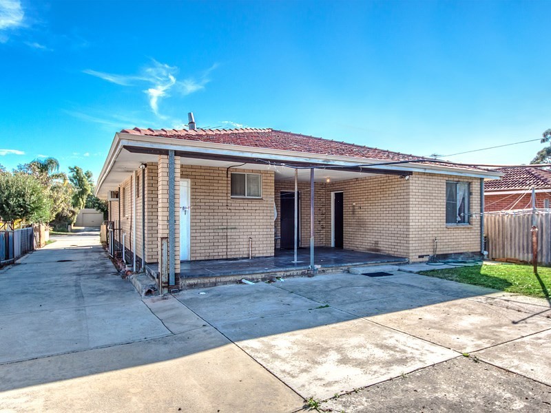 18 Victoria Parade, Midvale WA 6056
