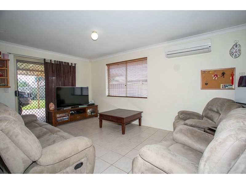 17 Borah Court, Caversham WA 6055