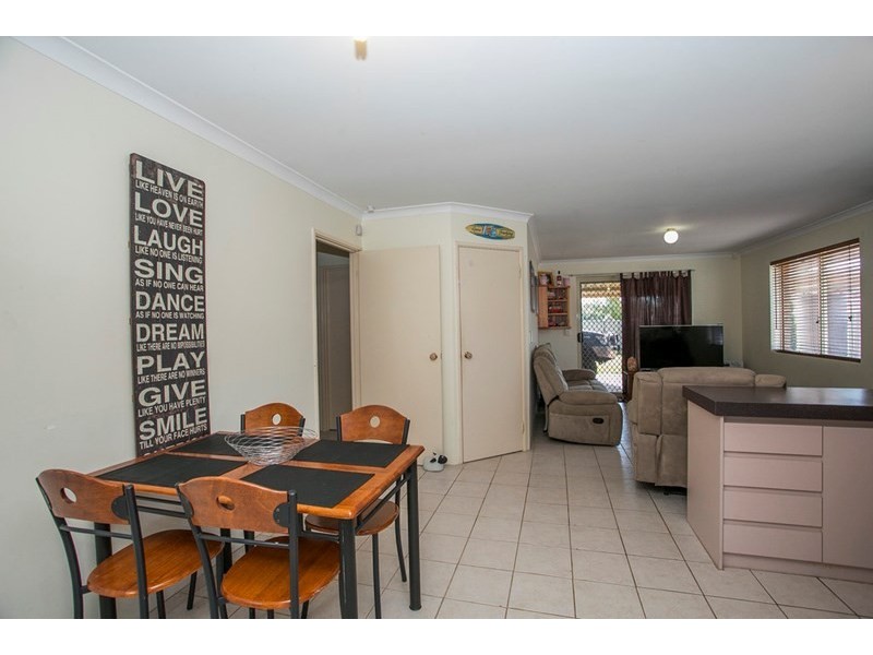 17 Borah Court, Caversham WA 6055