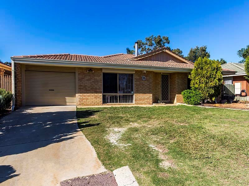15 Garnsworthy Grove, Stratton WA 6056