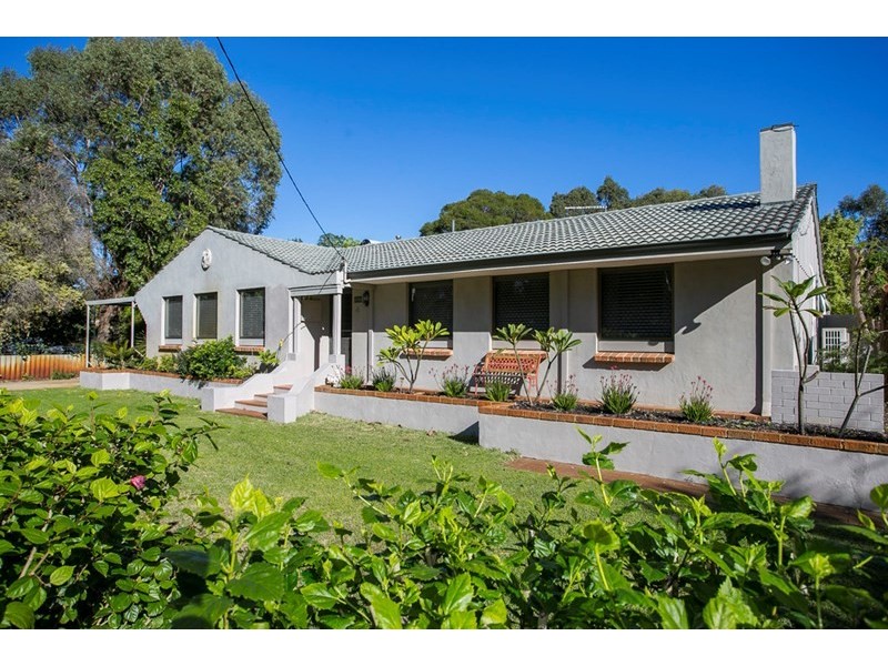 4 Mary Street, Hazelmere WA 6055