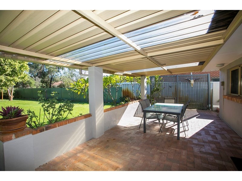 4 Mary Street, Hazelmere WA 6055