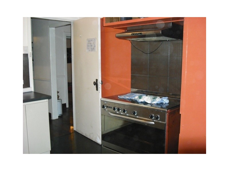 8 Harold Street, Bellevue WA 6056