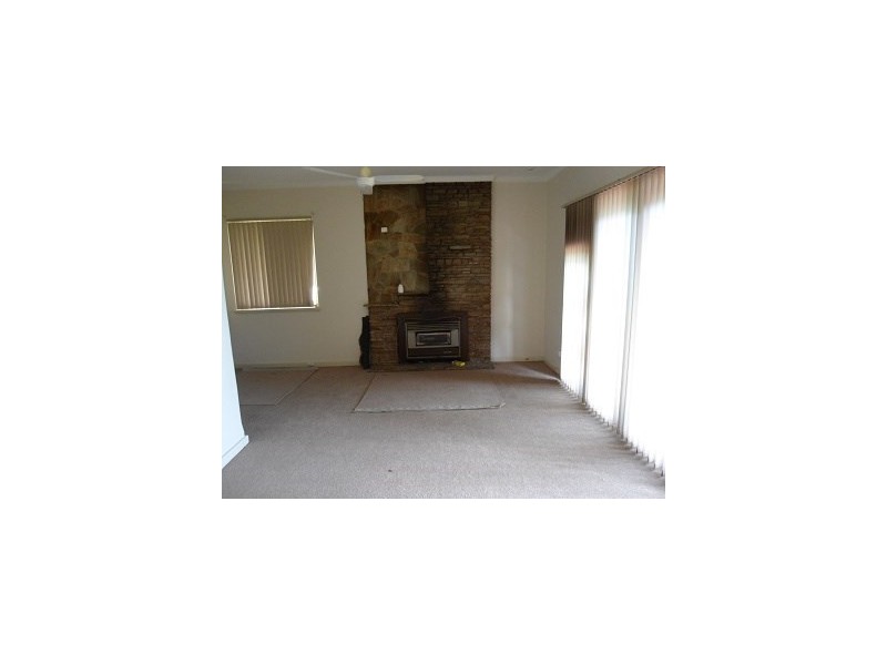 34 Swan View Road, Greenmount WA 6056