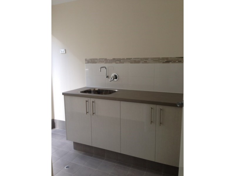 Unit 2, 2 Frost Street, Swan View WA 6056