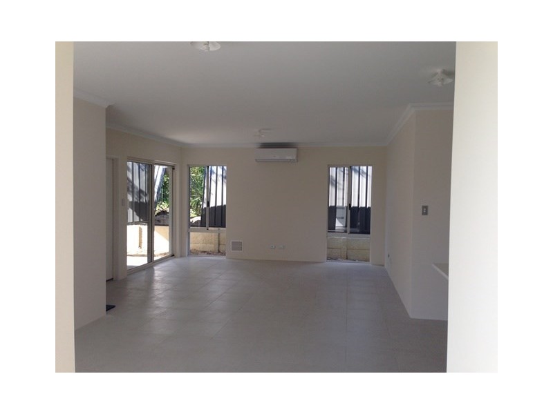 Unit 3, 2 Frost Street, Swan View WA 6056