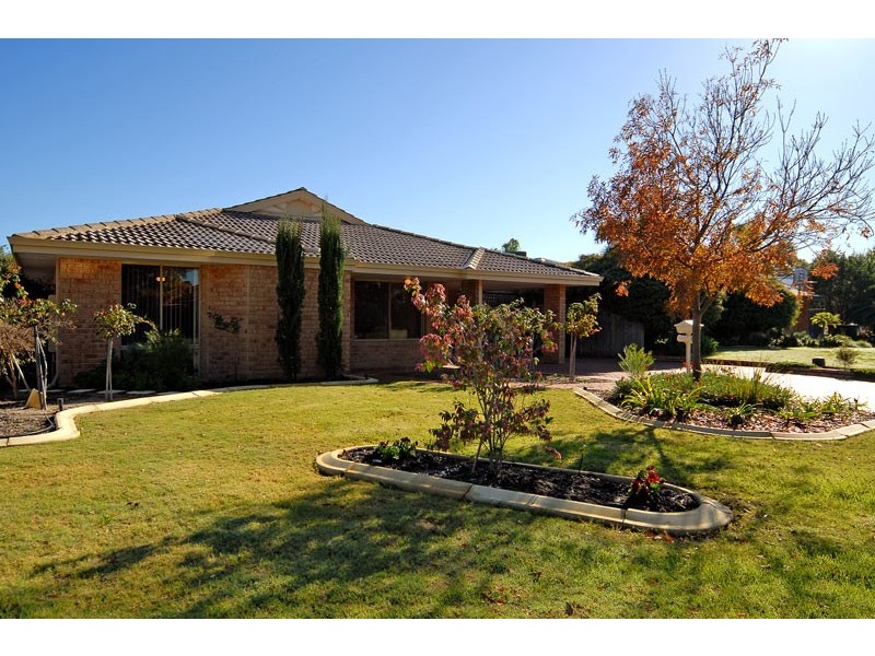 13 Wade Square, Stratton WA 6056