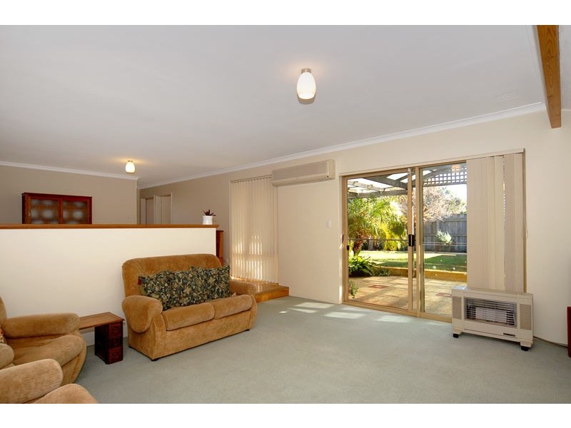 13 Wade Square, Stratton WA 6056