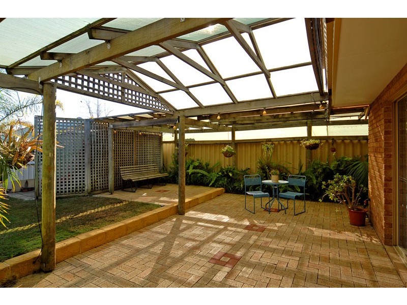 13 Wade Square, Stratton WA 6056