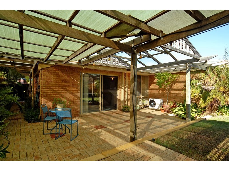 13 Wade Square, Stratton WA 6056