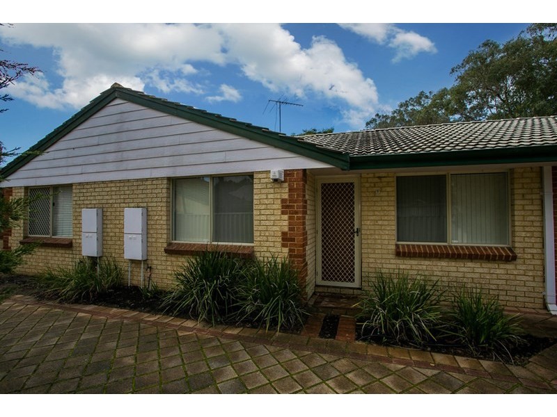 3/33 Holmesdale Road, Woodbridge WA 6056