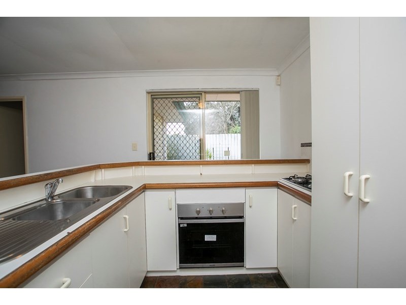 3/33 Holmesdale Road, Woodbridge WA 6056