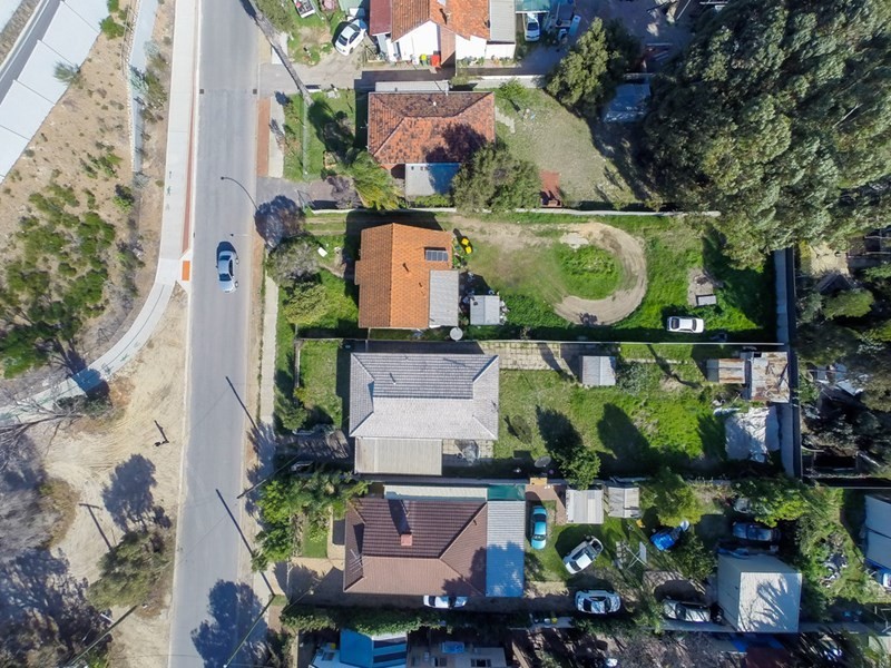 9 and 11 Beaconsfield Avenue, Midvale WA 6056