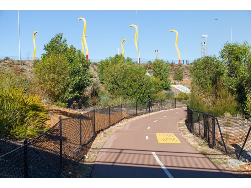 9 and 11 Beaconsfield Avenue, Midvale WA 6056