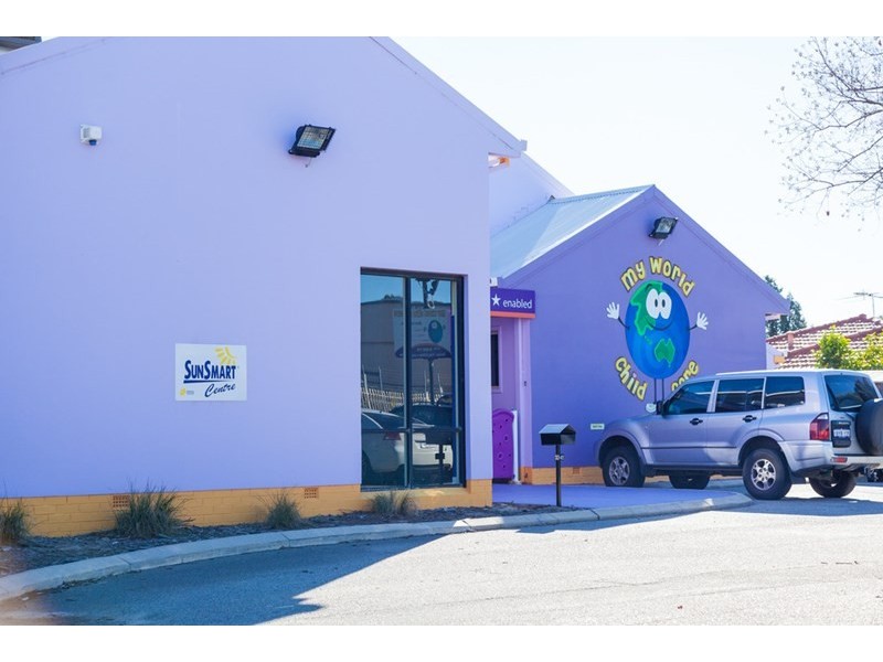 9 and 11 Beaconsfield Avenue, Midvale WA 6056