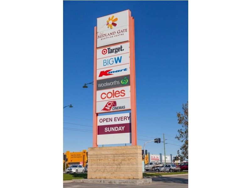 9 and 11 Beaconsfield Avenue, Midvale WA 6056