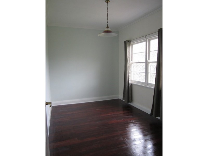 14 Hooley Road, Midvale WA 6056