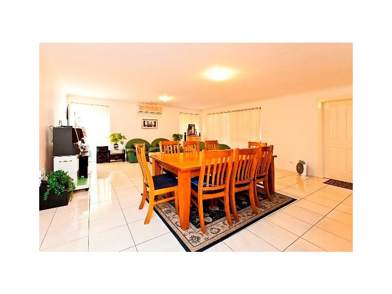 6a Wellaton Street, Midvale WA 6056