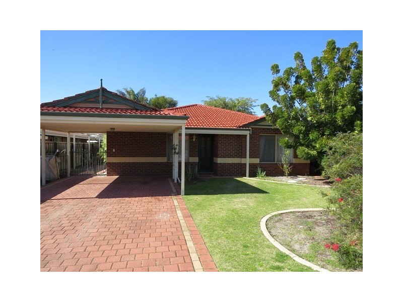 38 Fringe Lily Crescent, Ellenbrook WA 6069