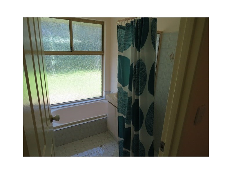 38 Fringe Lily Crescent, Ellenbrook WA 6069