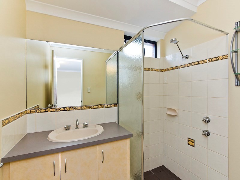 2B Wingate Avenue, Hazelmere WA 6055