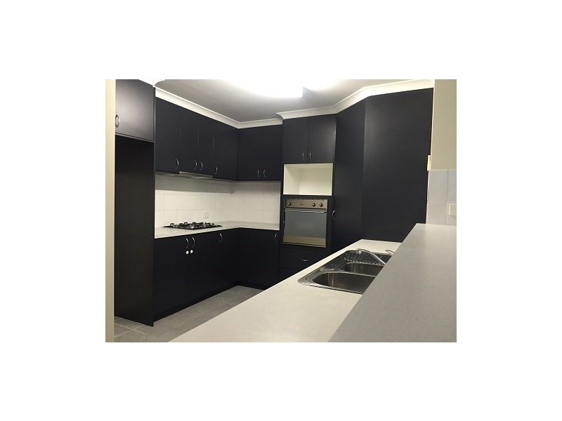 10 Barnfield Drive, Ellenbrook WA 6069