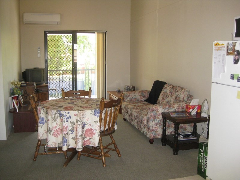 21/44 Railway Parade, Midland WA 6056