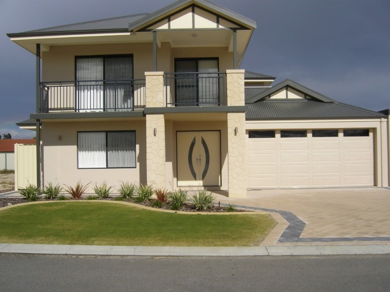 23 Aquaviva Circle, Viveash WA 6056