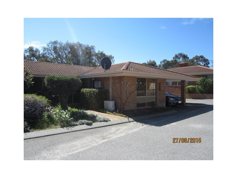 8,7 Talbot Road, Swan View WA 6056