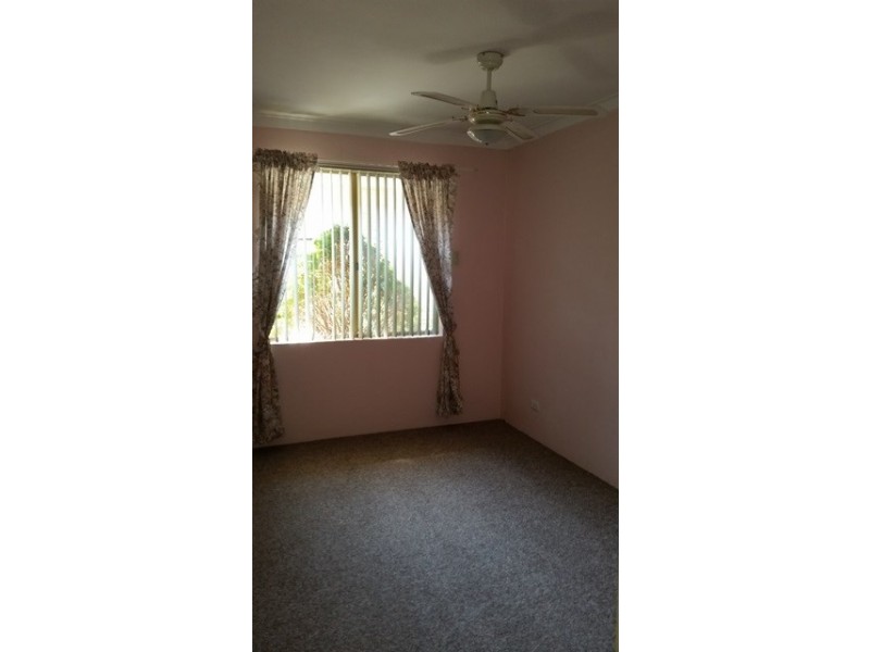 8,7 Talbot Road, Swan View WA 6056