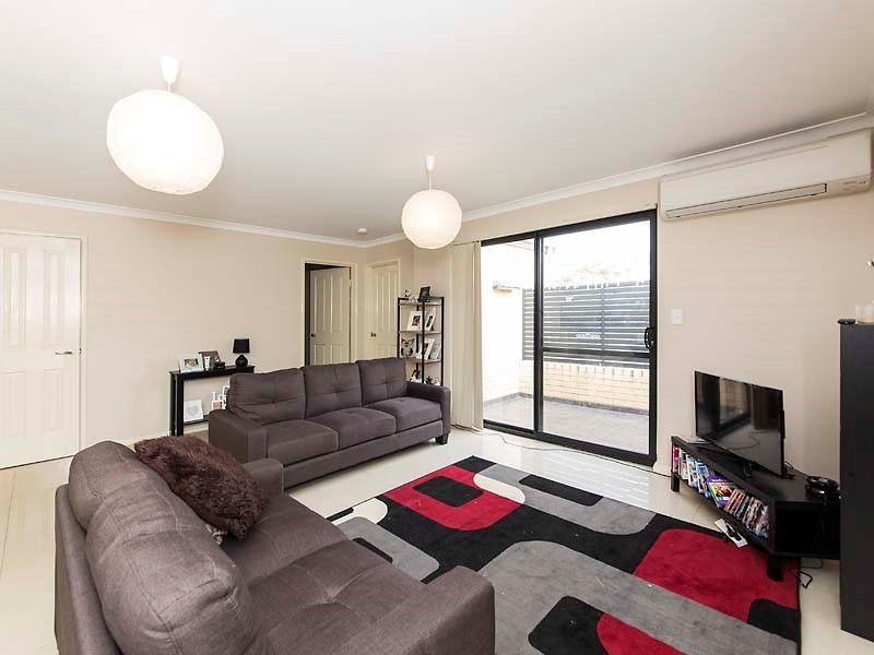 3/136 Morrison Road, Midland WA 6056