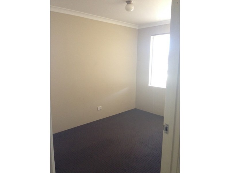 1/36 Loton Avenue, Midland WA 6056